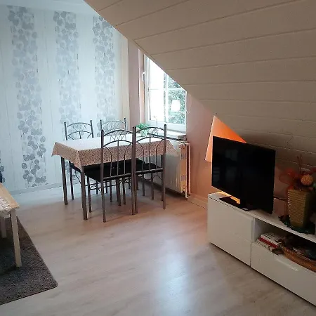 Apartment Modern Near Sea In *